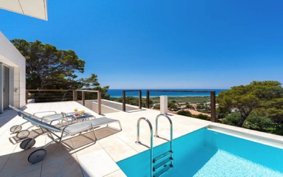 villa-bord-de-mer-minorque